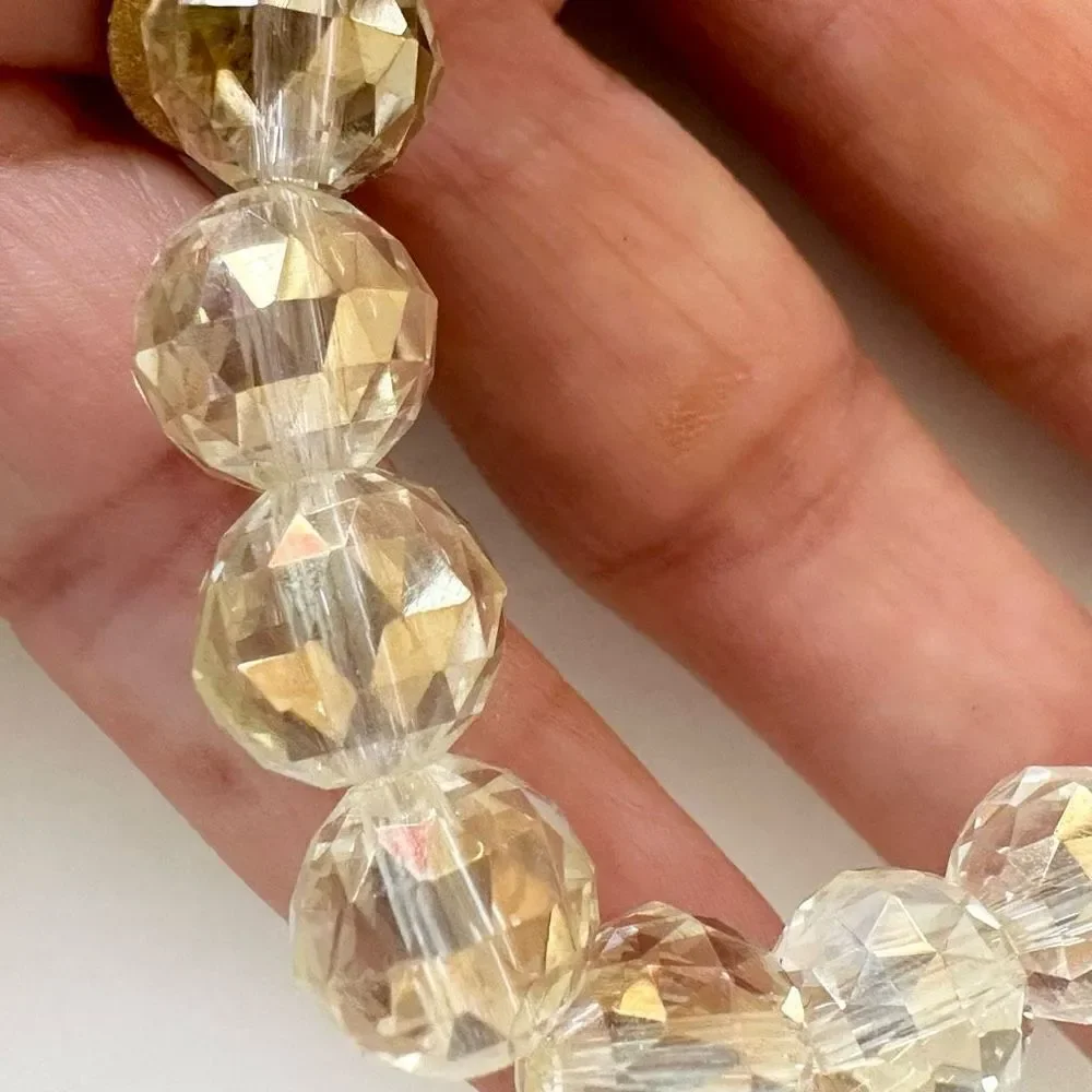 Clear beaded stretchy bracelet